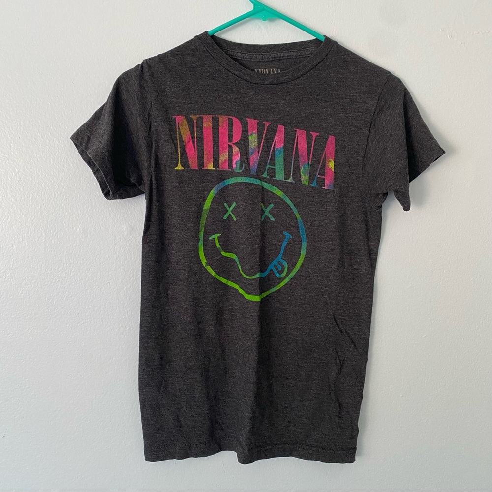 🌻BOGO 50% Off🌻 Nirvana tee